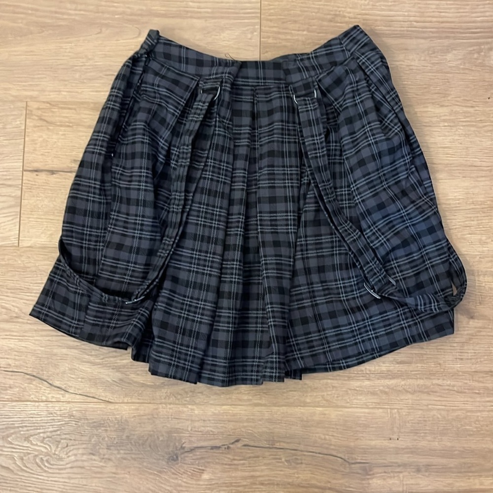 Hot Topic | Pleated plaid mini skirt w/suspenders Women’s size S M stretch punk - Picture 3 of 7